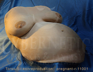 weiblicher Torso "pregnant" aus CPflesh-Silikon